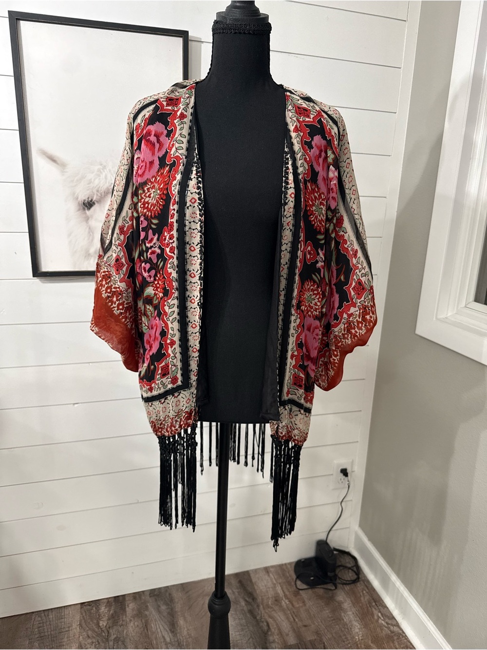 HYDE Park Women’s Floral Kimono  Open Front Fringe 3/4 Sleeve Size S